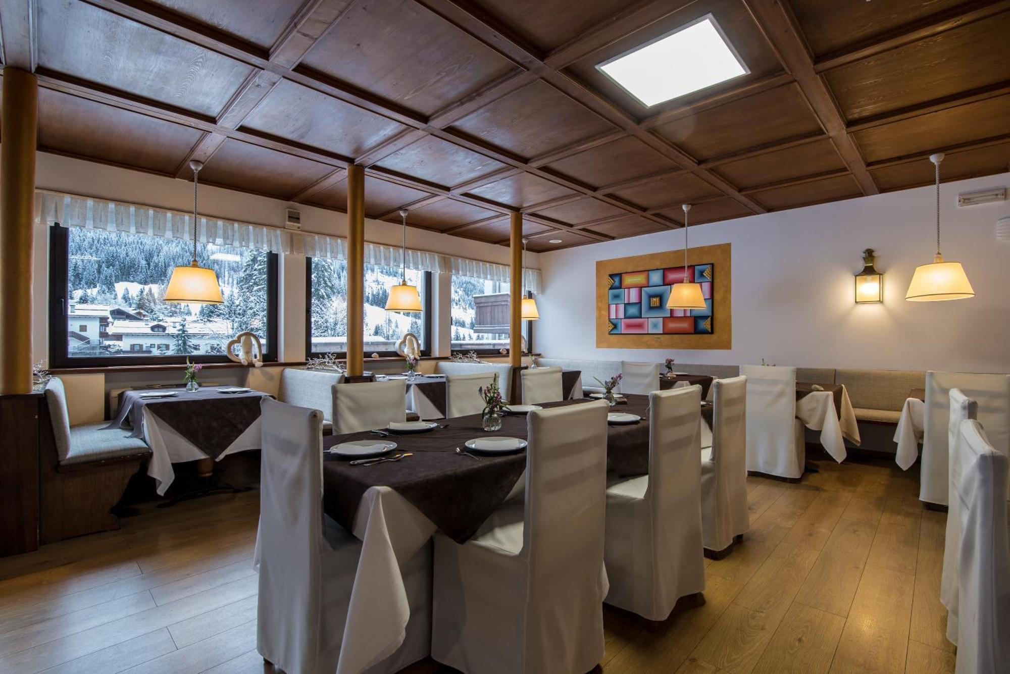 Hotel Colfosco San Martino Di Castrozza Ngoại thất bức ảnh