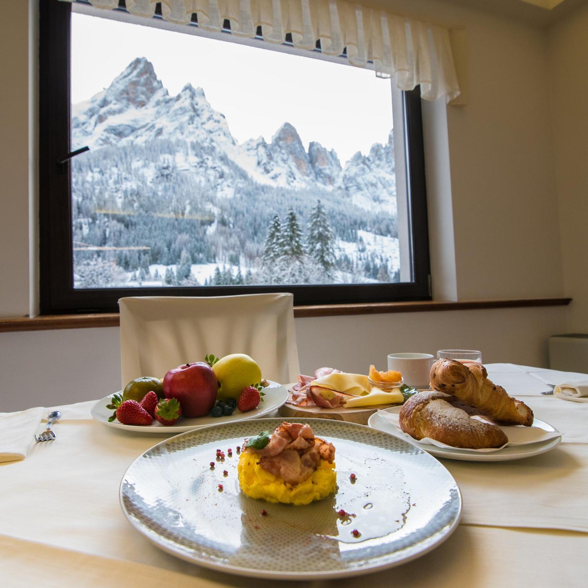 Hotel Colfosco San Martino Di Castrozza Ngoại thất bức ảnh