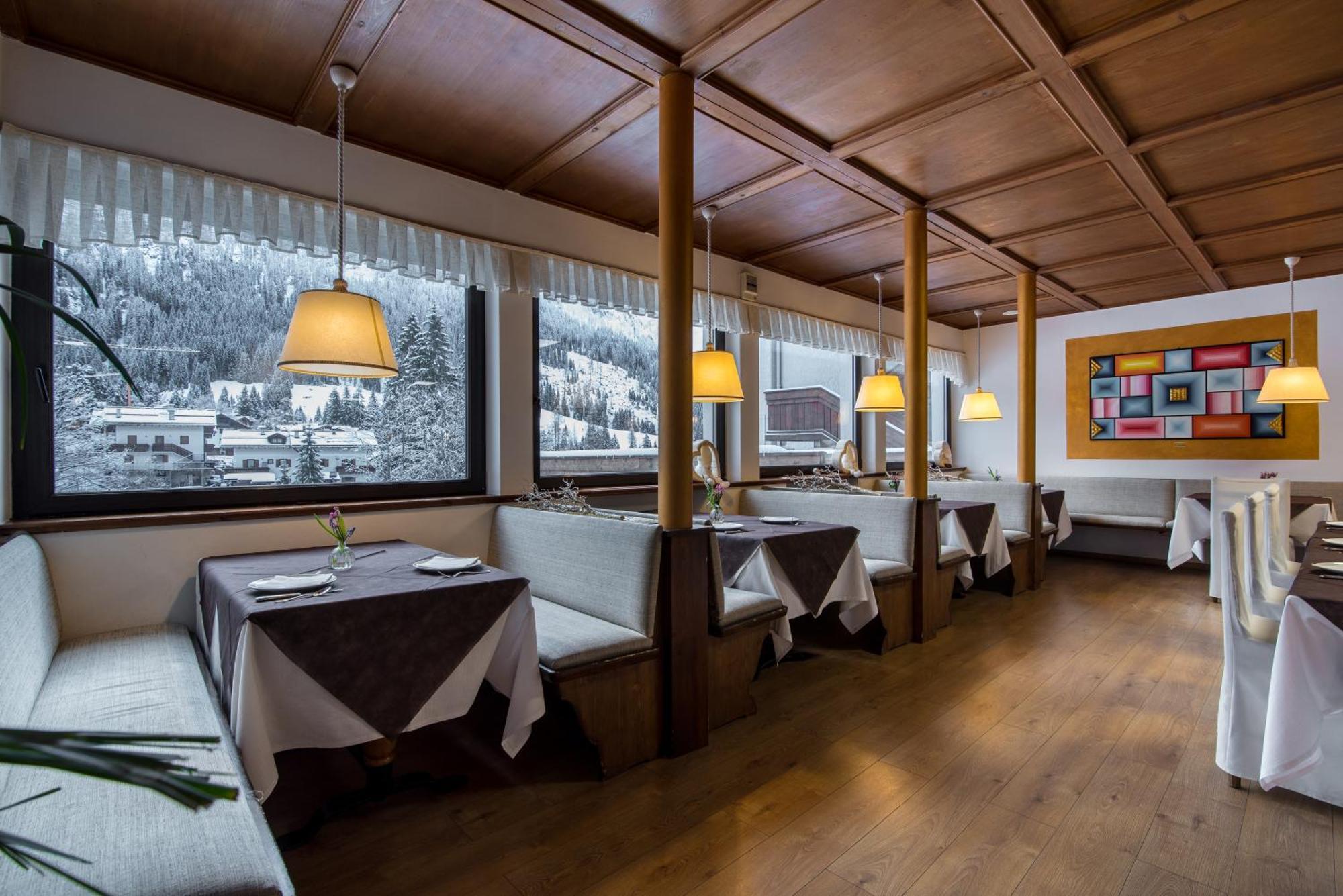 Hotel Colfosco San Martino Di Castrozza Ngoại thất bức ảnh
