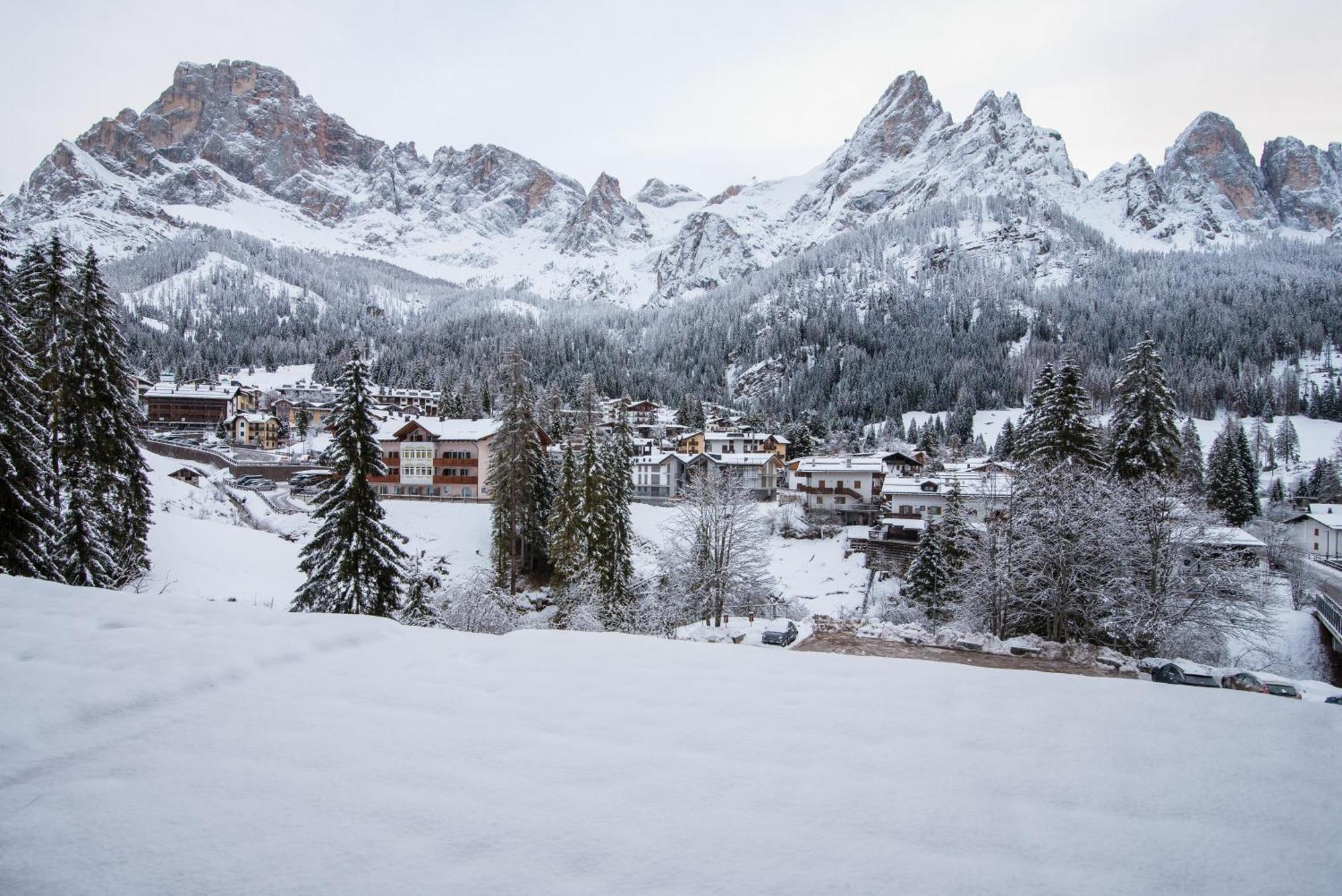Hotel Colfosco San Martino Di Castrozza Ngoại thất bức ảnh